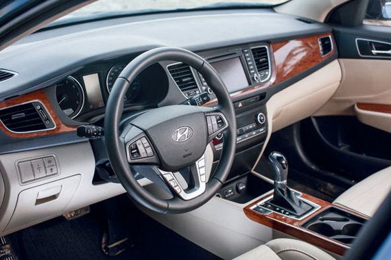 挑战自我--试驾北京现代名图 - 试车报告 - 第一车网