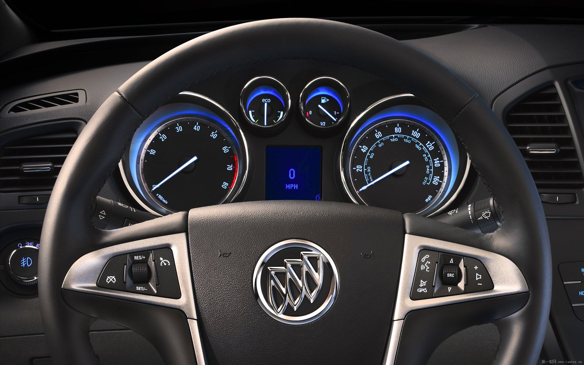 事业精英推荐车型之别克新君威 - 二手车选购