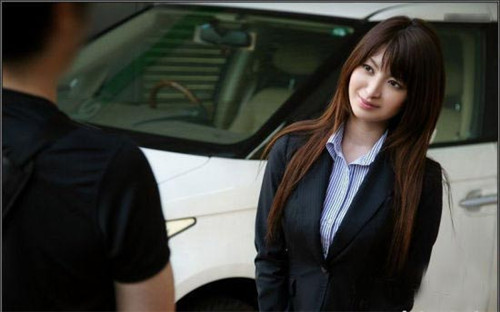 小明的作文:我妈妈是一名二手车销售员 - 活力