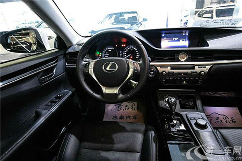 雷克萨斯ES300H:品味日系混动豪华车 - 二手车