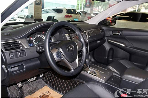 运动的和优雅的:丰田凯美瑞 - 二手车价格行情