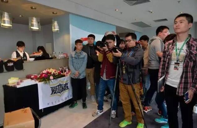 点击这里看大图