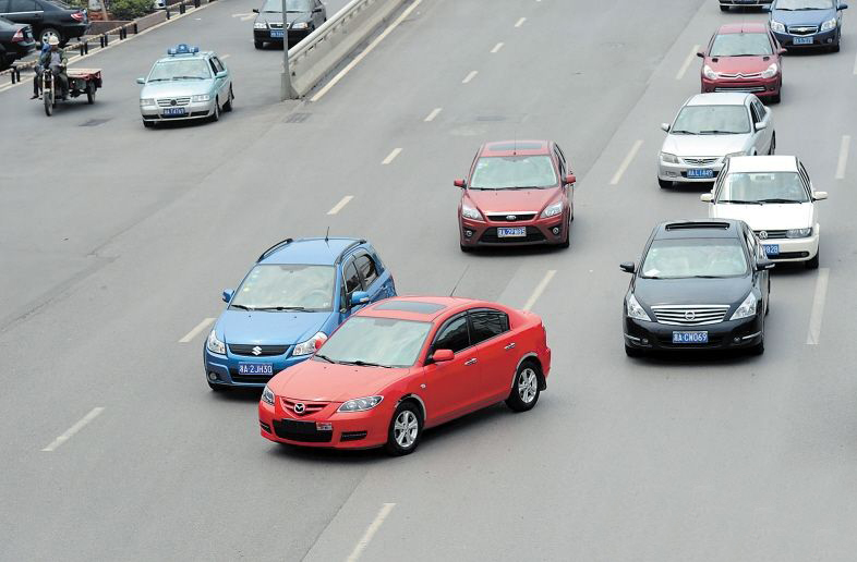 任性乱并线-爱卡汽车网论坛